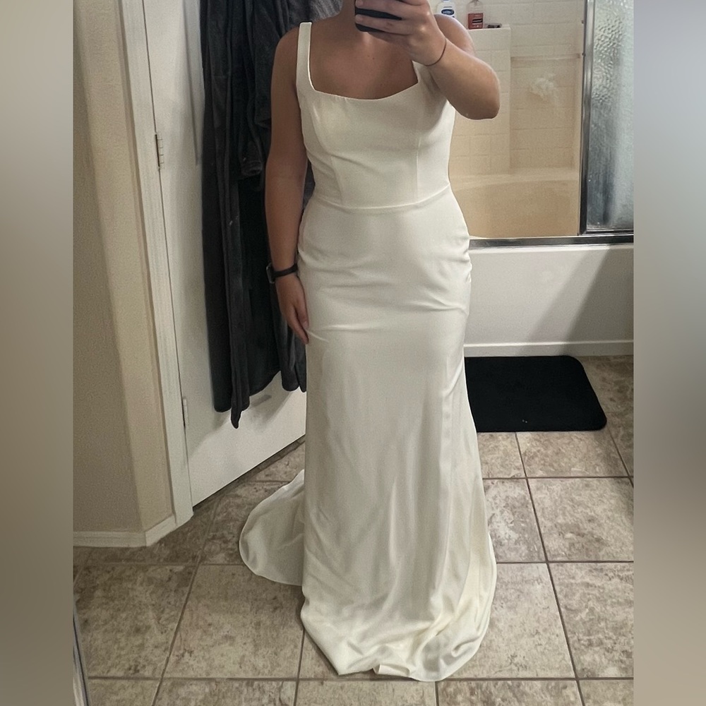 Brilliant Bridal | Ivory Luna Wedding Dress - Picture 2 of 15